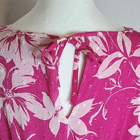 Torrid Pink & White Floral Dress with Clip-dots & Ruffle Bottom, Sz 0, Large, 12 - Picture 8 of 14